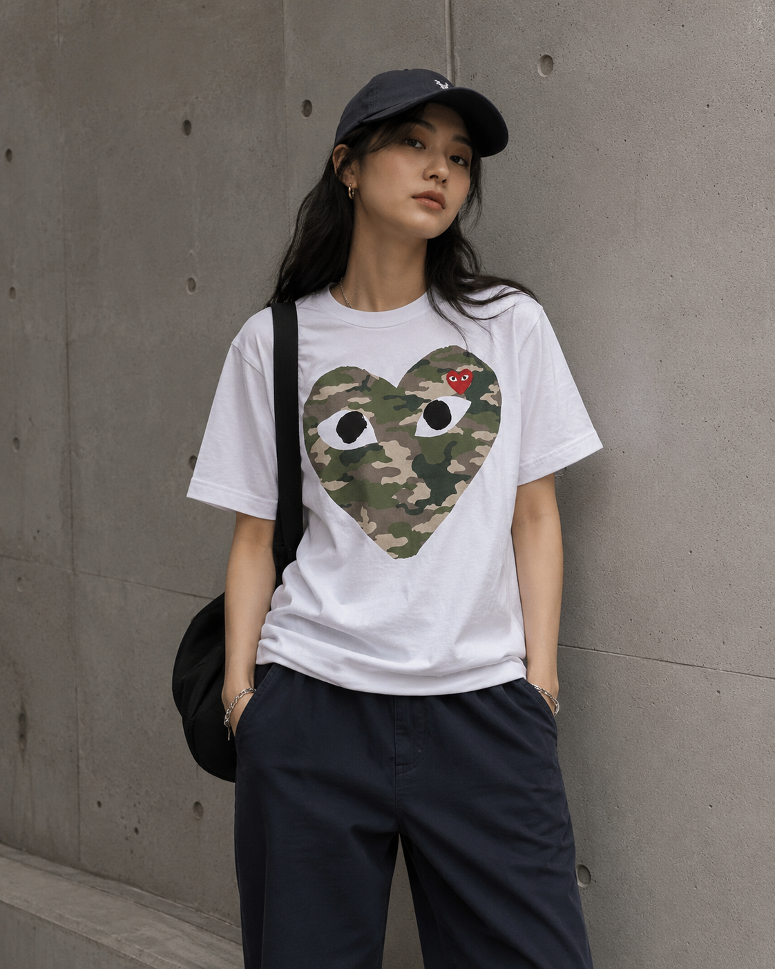 Comme des Garcons PLAY T-Shirt Camo Red Heart