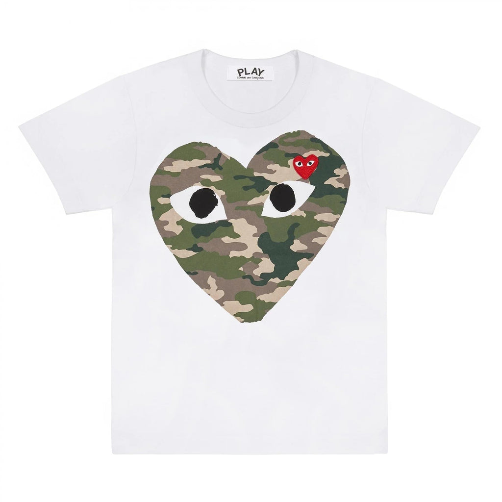 Comme des Garcons PLAY T-Shirt Camo Red Heart